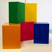 Кубы из цветного акрила - фото